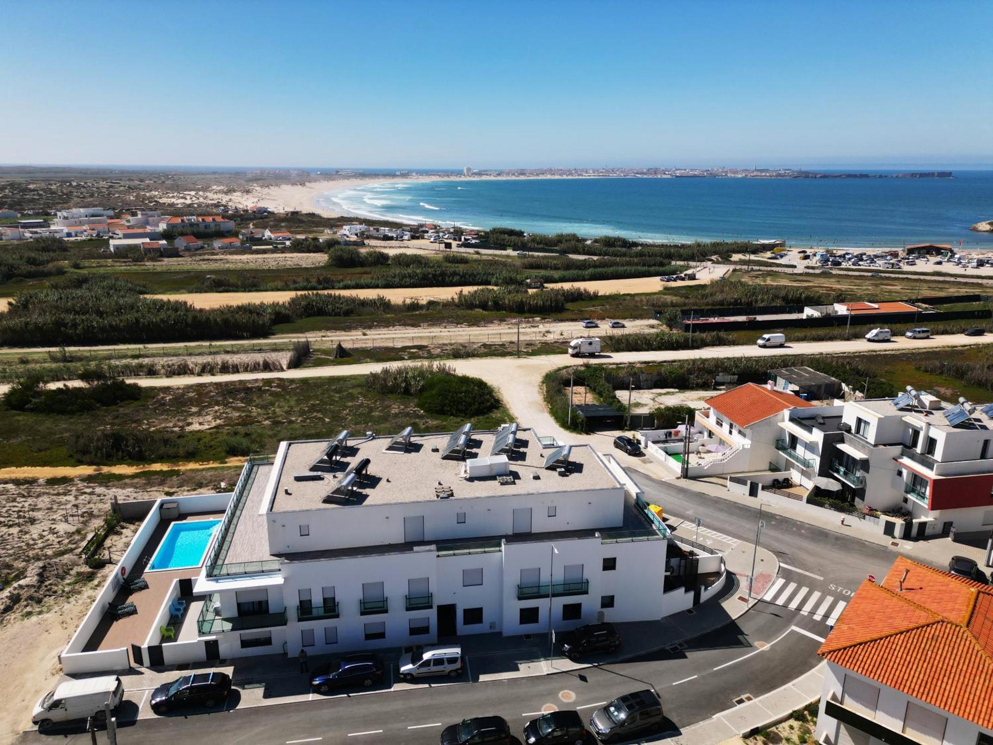 Beach & Surf Lovers Apartment With Ac - Baleal Luaran gambar