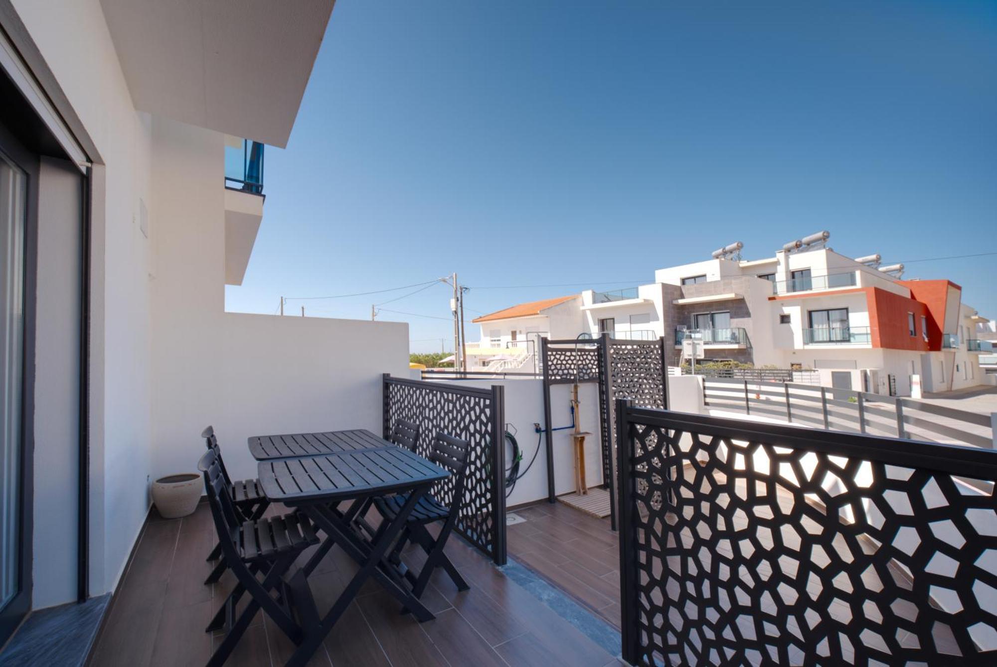 Beach & Surf Lovers Apartment With Ac - Baleal Luaran gambar